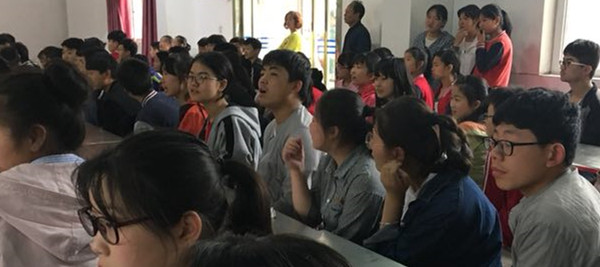 湖濱區(qū)中等職業(yè)教育學(xué)校 舉辦職業(yè)教育“宣傳周”活動